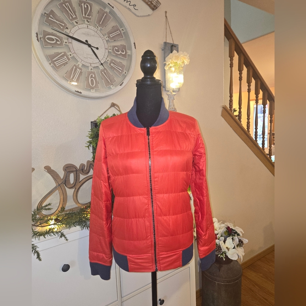 Women's Athleta Red Puffer Jacket